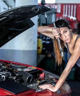 Мастер PIT_STOP за ремонтом автомобиля